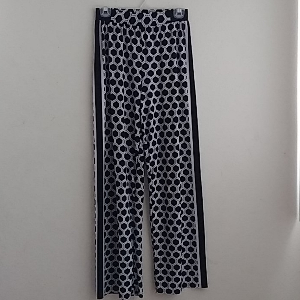 Loose fitting pants